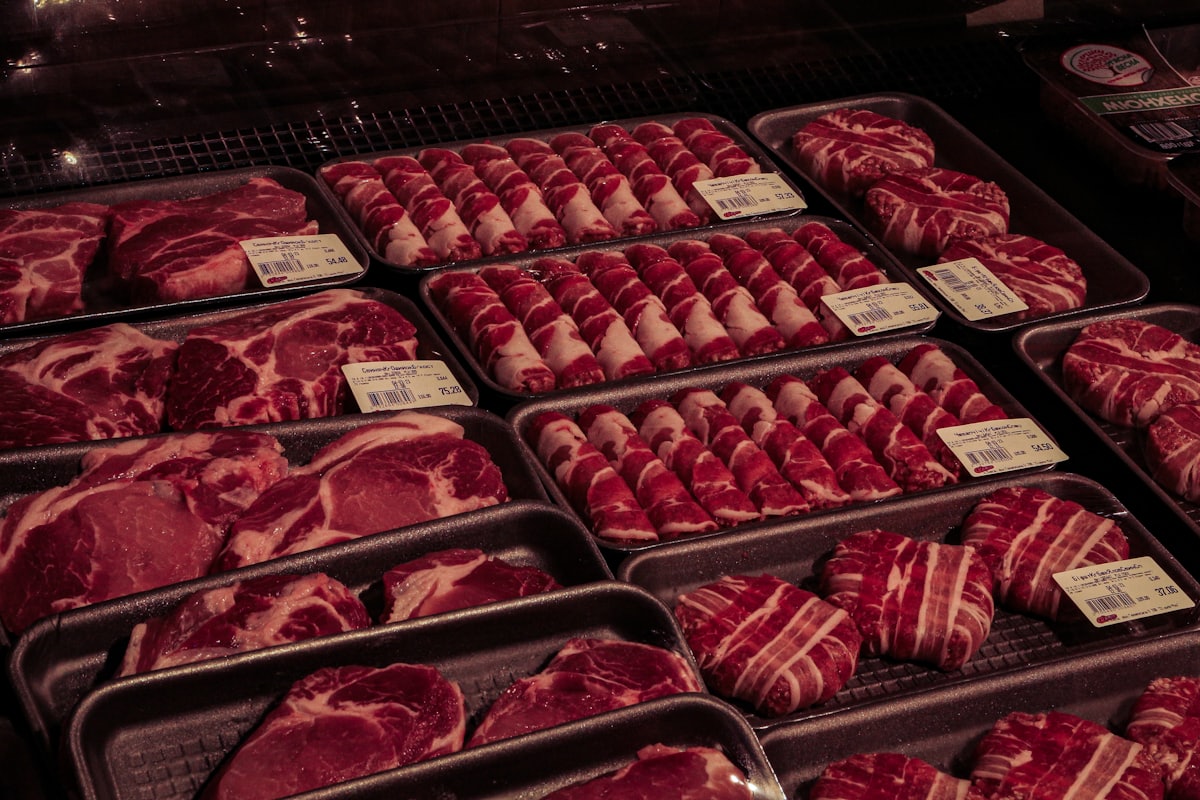 Exemple de vitrine réfrigérée comptoir (à poser) en commerce